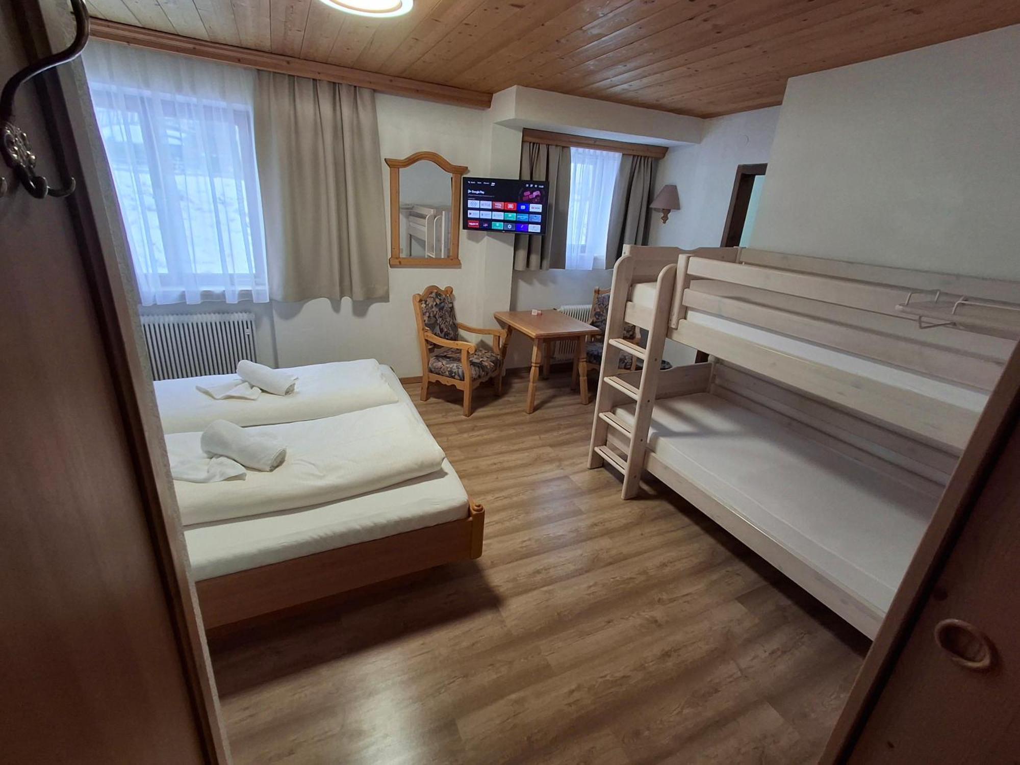 Pension Razil Ladis Exterior foto